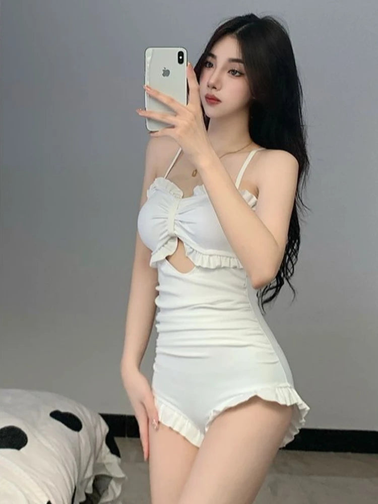 Ladies Romantic Conservative Athletic Swimwear Full Coverage UV