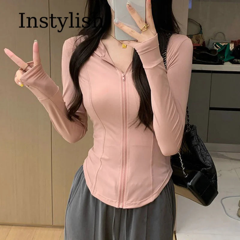 Women Zip Up Hooded Slim Jacket Long Sleeve Thumb Hole Curved Hem
