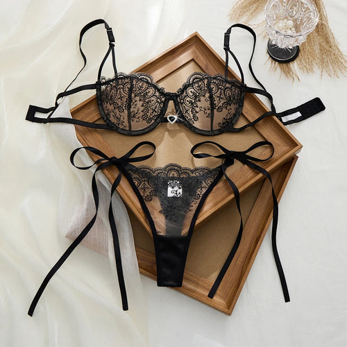Three-Piece Bra Set, Provocative Lingerie, European Style, Pure Desire