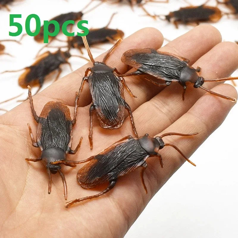 5-50Pcs Halloween Gadget Plastic Cockroaches Joke Decoration Props
