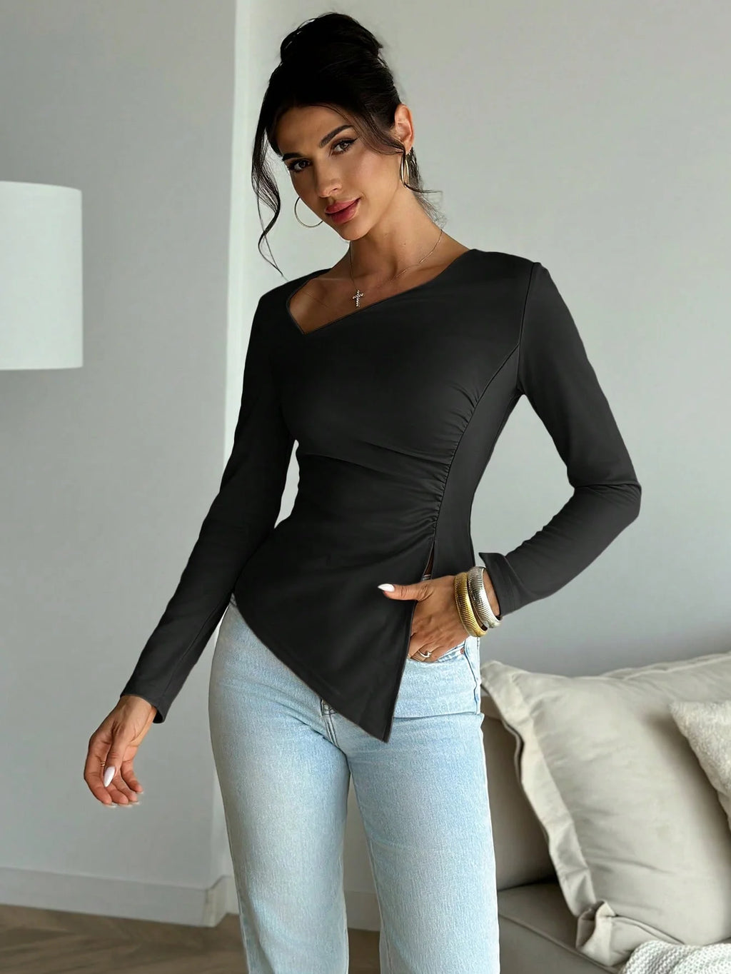 Autumn and winter daily ladies elegant long sleeve T-shirt simple date