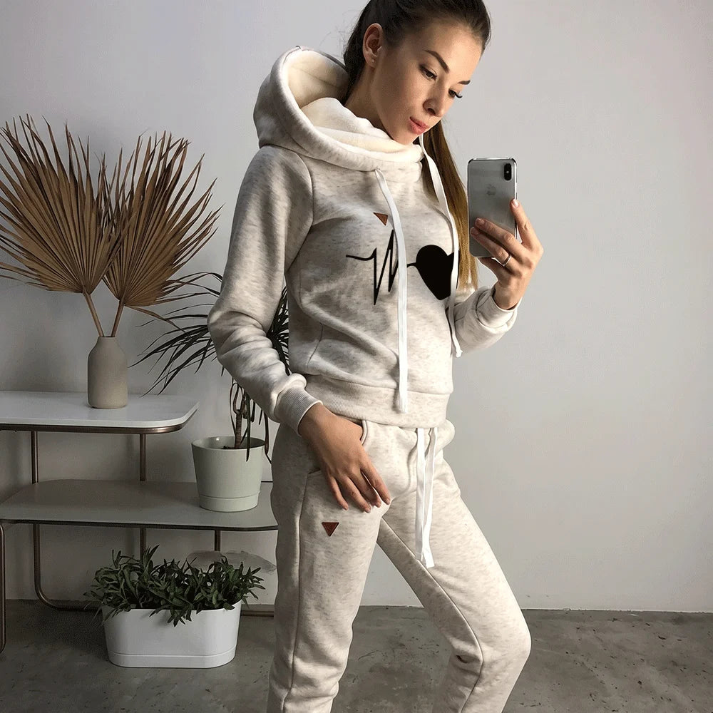 Winter Warm 2 Piece Set Women Fleece Tracksuit Heart Print Pullover
