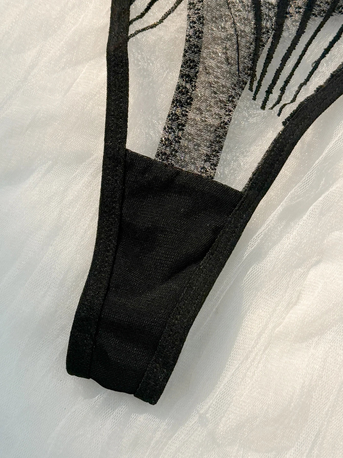 Women Striped Sheer Mesh Lingerie Set Geometric Embroidery Underwire